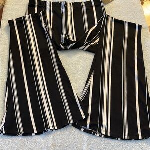 Forever 21 Black and White Wide Leg Pants with Stripes